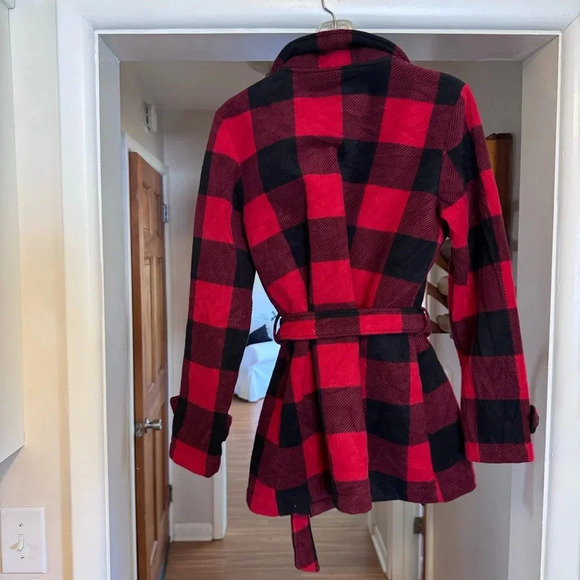 Ike Behar Women M Double Breasted Peacoat Belted Black Red Plaid Fleece Jacket - Picture 2 of 5